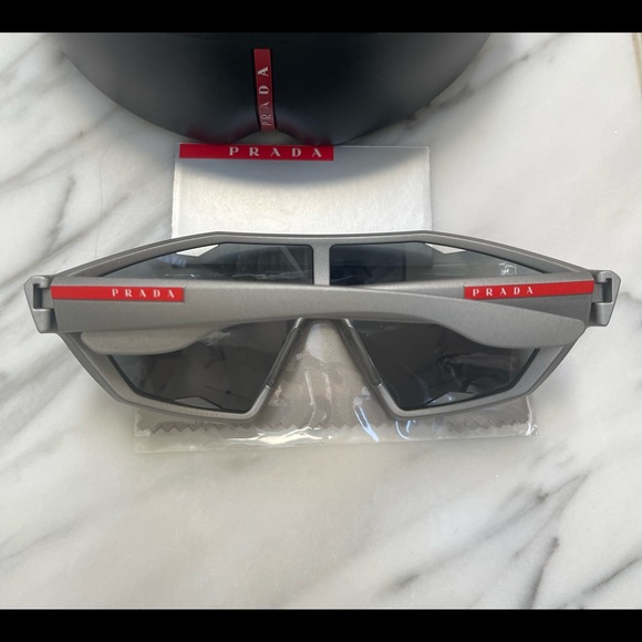 PRADA SPORT, LIGHTWEIGHT WITH MIRRORED SHIELDS SUNGLASSES, UNISEX - Picture 5 of 16